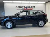 Nissan Qashqai 1,3 Dig-T 140 Visia - 2