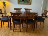 Fransk stil : ældre møbler