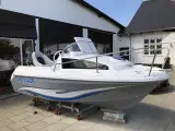 Motorbåd, Delfin 435