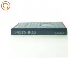 Babys bog, en bog om barnets første år fra Carlsen Egmont (str. 22 x 24 gang i 3 cm) - 4