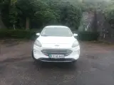 Ford Kuga 2,5 PHEV Trend CVT - 2