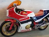 Honda CB 1100 R  - 4