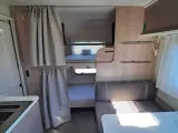Indflytningsklar campingvogn med fjordudsigt - 3