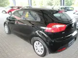 Kia Rio 1,2 CVVT Active - 4