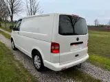 VW Transporter 1,9 TDI Kassevogn 4d Nysynet - 4