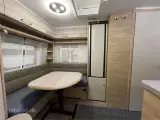 2024 - Fendt Bianco Activ 465 SGE   Fendt med enkeltsenge og lameludtræk fra Hinshøj Caravan A/S - 5