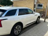 Hongqi E-HS9 84 Comfort - 4