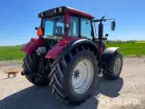 Traktor Valtra N142 - 5