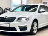 Skoda Octavia 2,0 TDi 184 RS Combi DSG - 3