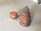 Rustik juletræ og stage til lys