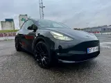 Tesla model Y Performance 6/2023 - 4