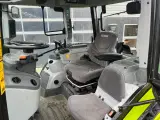 CLAAS Arion 440 CIS med frontlæsser - 5