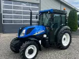 New Holland T4.80 F SuperSteear med aircondition og koblingsfrit vendergear - 2