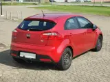 Kia Rio 1,4 CVVT Active - 4