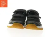 UBRUGT Puma Varion Unisex Sko med velcrolukning fra Puma (str. 37,5) - 2