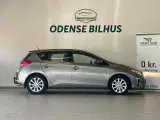 Toyota Auris 1,6 T2+ - 2