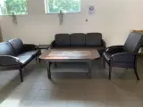 Sofagruppe m. sofabord og lille hjørnebord