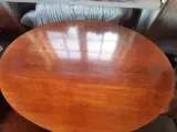 Mahogni bord og 4 stole 