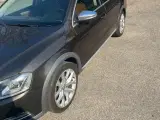 VW Passat Alltrack 2,0 TDi 177 DSG 4Motion BMT - 4
