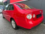 VW Jetta 1,6 Comfortline - 4