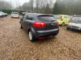 Kia Rio 1,2 CVVT Active - 3