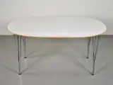 Ovalt bord i hvid med træ kant - 3