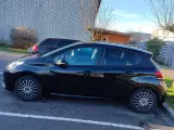 Peugeot 208 1,6 BlueHDi 100 Envy Sky - 3