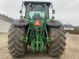 John Deere 8430 Stærk og stabil traktor. - 3