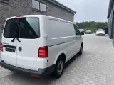 VW Transporter 2,0 TDi 150 Kassevogn DSG kort - 3