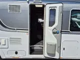 2017 - Knaus Sun I 700 LX   Automatgear. solceller. inverter. hydrauliske støtteben. luft undervogn. lithium batterier. A/C. Queensbed. - 5