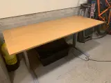 Hæve/sænke skrivebord som ny