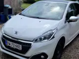 Peugeot 208 HDI Allure Sky - 3