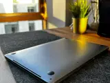13" MacBook Pro TOPMODEL som NY med tilbehør - 5