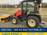 Yanmar YT 235H 4WD inkl. frontlift med PTO og 130 cm GMR fejemaskine - 2