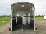 Hestetrailer m/sadelrum | Døgn