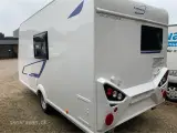 2025 - Caravelair ALBA 400 DK EDITION    Letvægteren der kan trækkes af Hybrid / batteri biler kan vejes op til 1.300 kg - 2