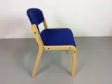 Duba konferencestol i bøg, med blå sæde og ryg - 3