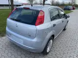 Fiat Grande Punto 1,2 Active 65HK 5d - 4