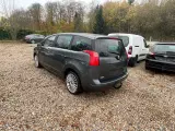 Peugeot 5008 1,6 HDi 110 Premium 7prs - 3