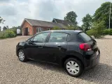Citroën C3 1,6 BlueHDi 75 Iconic - 4