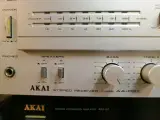VINTAGE AKAI AA-R21L  FM RECIEVER - 2