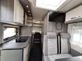 2022 - Hobby Ontour Edition V65 GE   Super velholdt enkeltsenges camper - 4