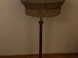 Antik messing lampe