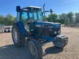 New Holland 5640 SLE turbo - 2