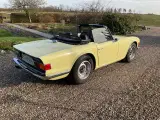 Triumph TR 6  - 3