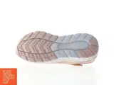 Lyserøde sneakers fra New Balance (str. 35,5) - 3