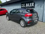 Kia Rio 1,1 CRDi 75 Attraction - 4