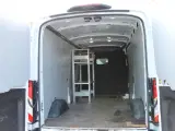 Ford Transit 350 L3 Van 2,0 TDCi 170 Trend H2 RWD - 4