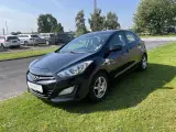 Hyundai i30 1,6 CRDi Comfort Go ISG 110HK 5d 6g - 3