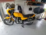 Yamaha XJ650 - 3